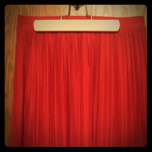 St. Tropez Pleated Skirt